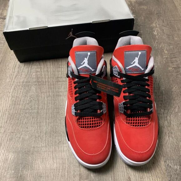 Jordan Men\'s Red and Orange Trainers main image 3